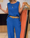 Azul escuro