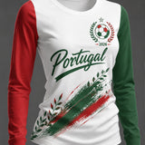 Camiseta com estampa artística de torcida em partida de futebol feminino português