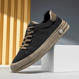 Sapatos de homem elegantes