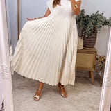 Vestido Simples Plissado Sem Mangas