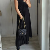 Vestido Simples Plissado Sem Mangas